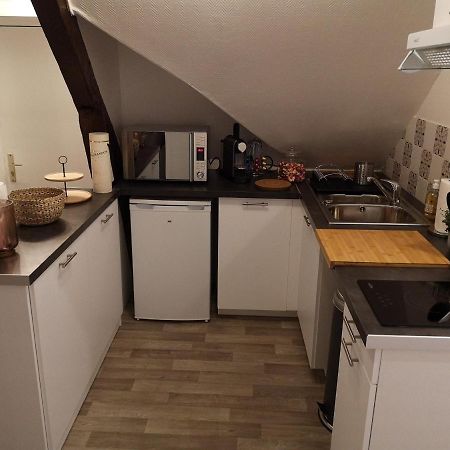 Logement Cosy Renove Au Pied De La Cathedrale Avec Climatisation แร็งส์ ภายนอก รูปภาพ